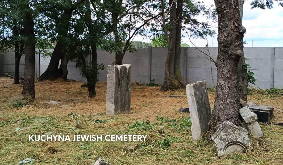 Cleaning of previously fenced Jewish cemeteries in Slovakia continues