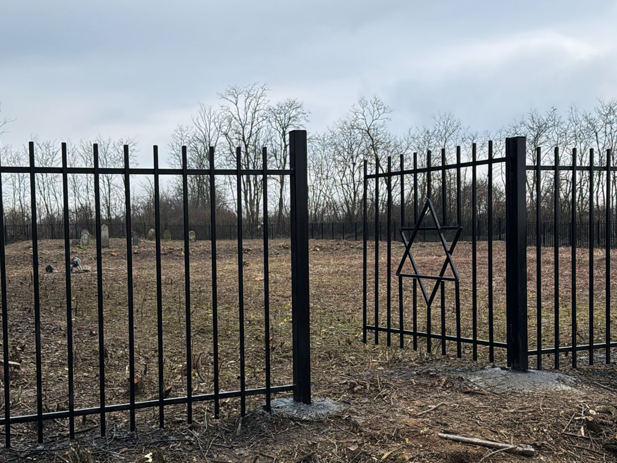 Boghis-Jewish-Cemetery-1