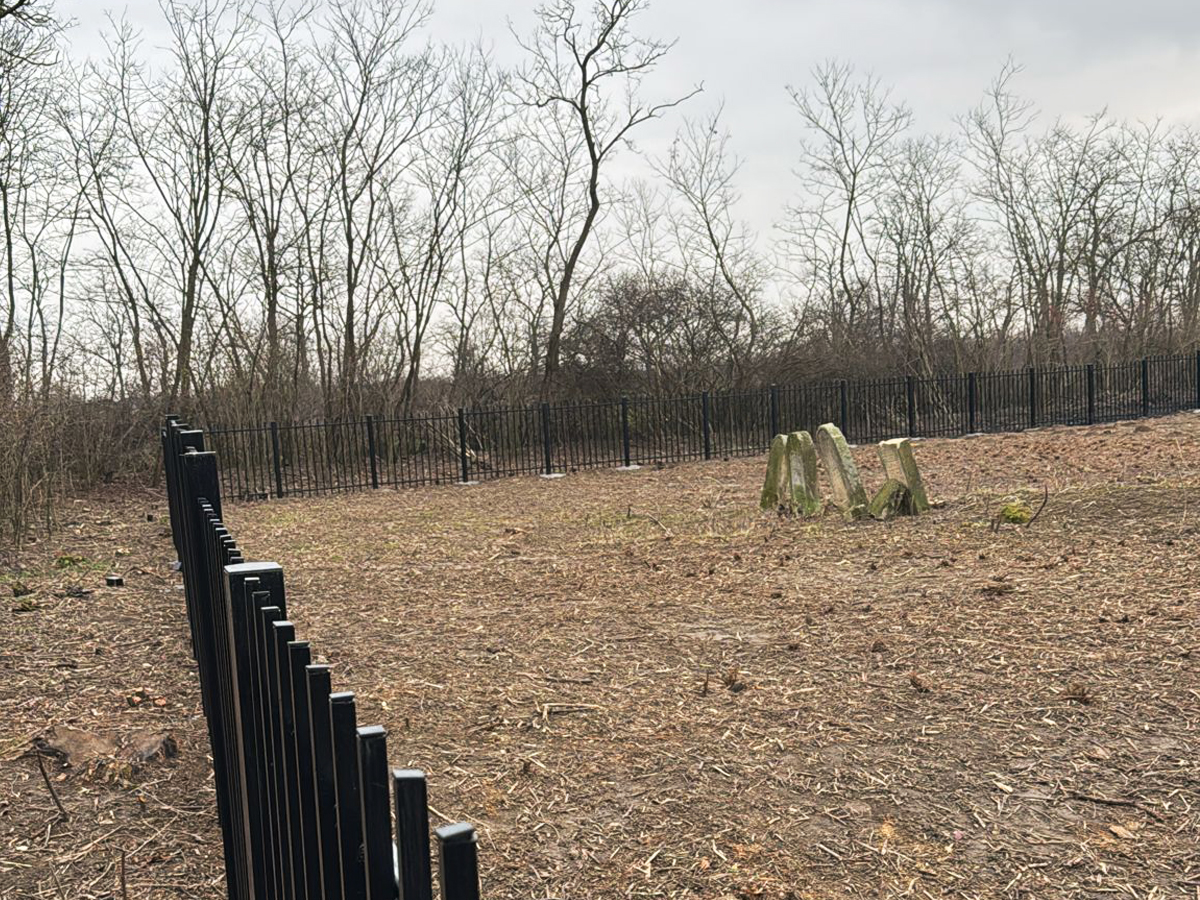 Boghis-Jewish-Cemetery-2