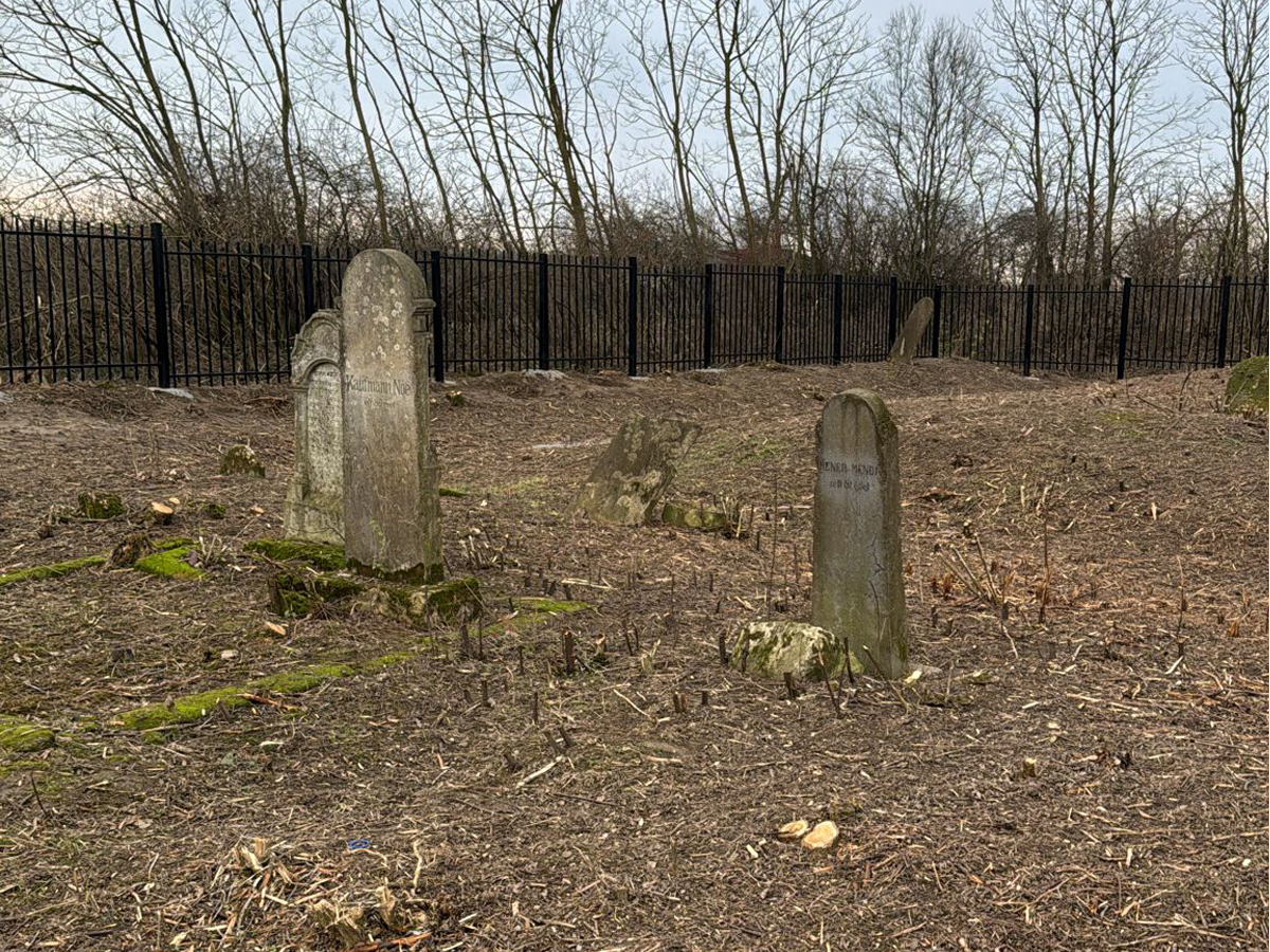 Boghis-Jewish-Cemetery-4