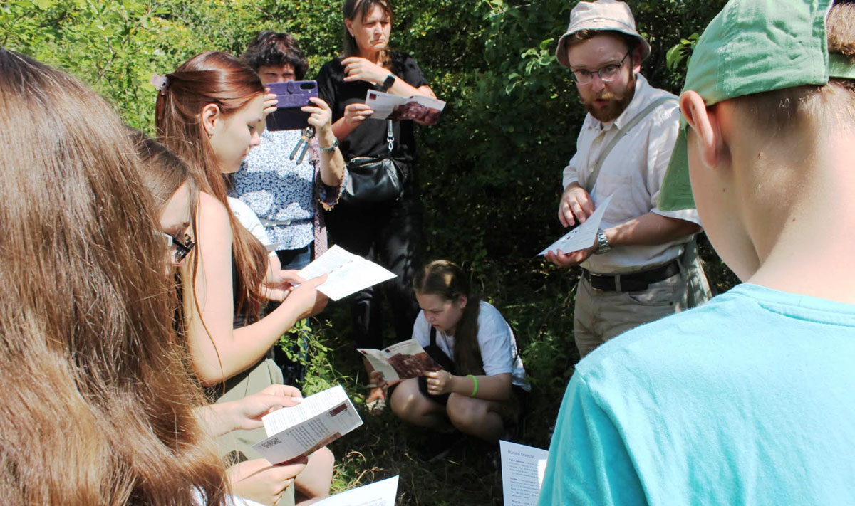 ESJF workshop held at newly-fenced Jewish cemetery in Kytaihorod, Ukraine