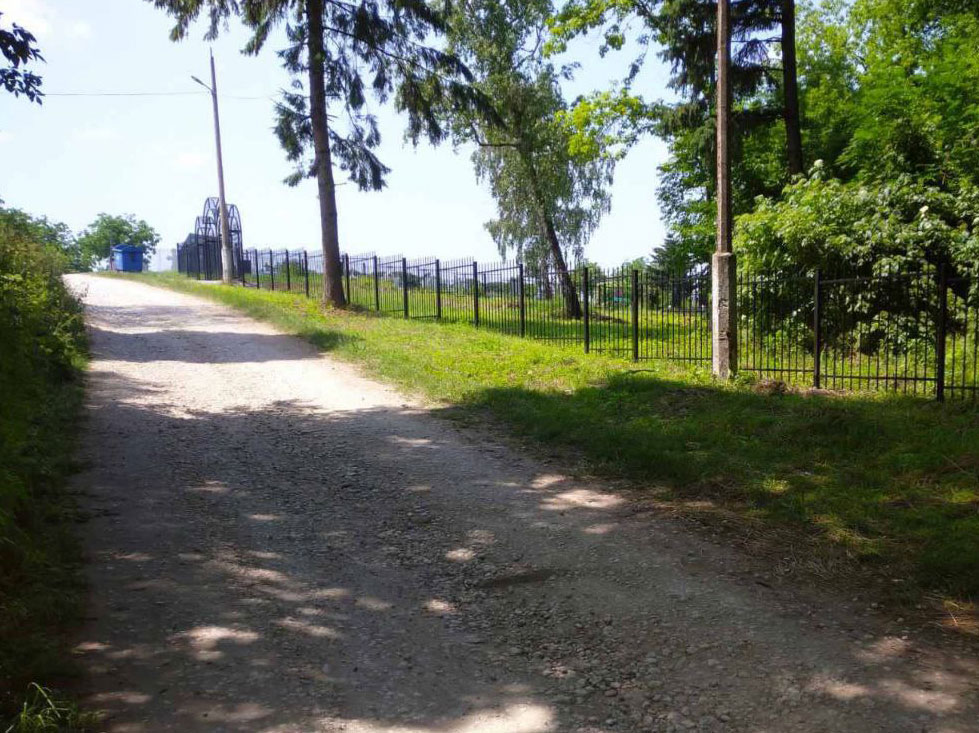 Horodenka-Old-fenced-6