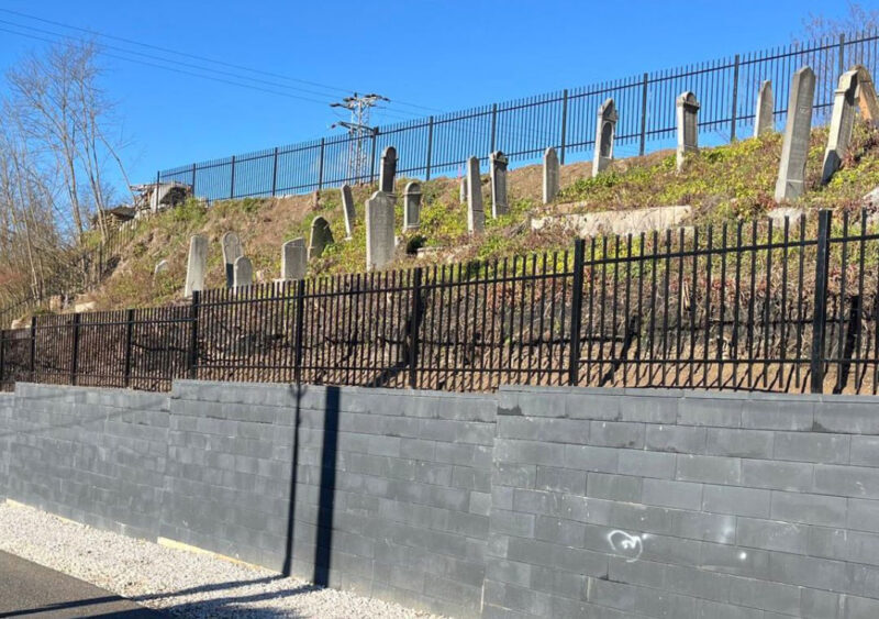 The ESJF has fenced the Jewish cemetery in Krompachy, Slovakia