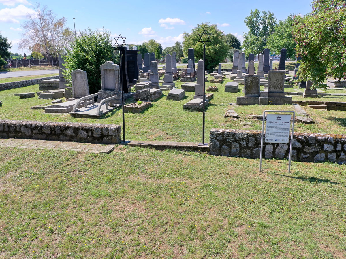 Sabac-Jewish-Cemetery-2