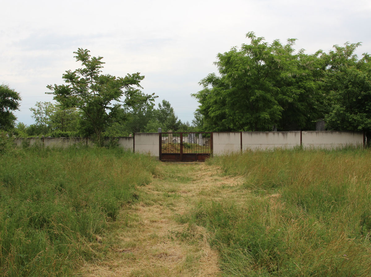 Sastin-Straze-Jewish-Cemetery-1