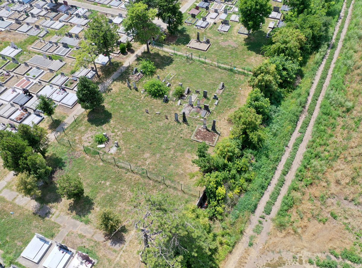 Stara-Pazova-Jewish-Cemetery-drone-2