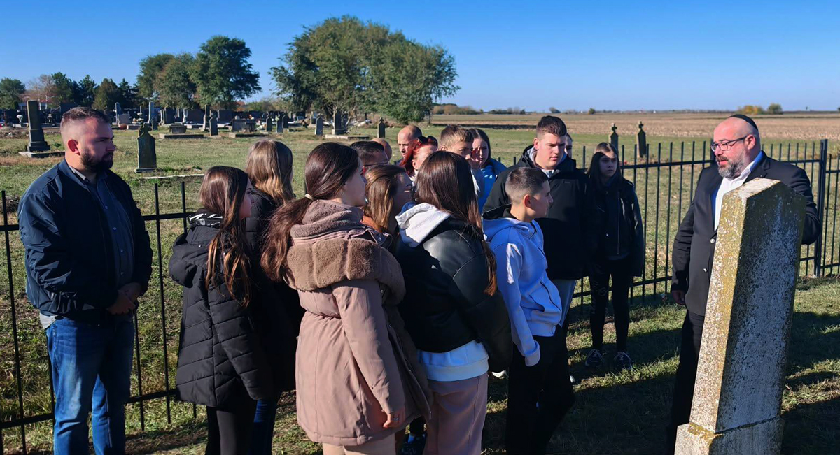 Ten educational events across Serbia were organized by ESJF together with local partners in towns where we had previously installed fences around Jewish cemeteries
